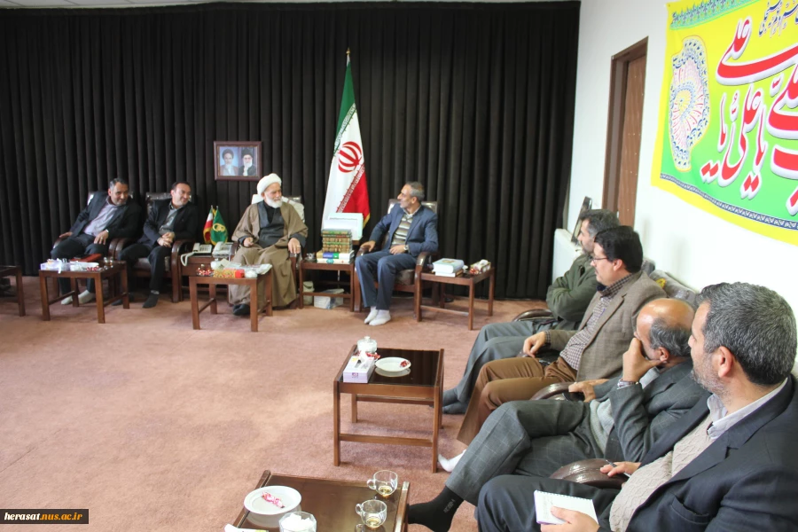 دیدار روسای آموزشکده های فنی وحرفه ای همدان وجمعی از کارکنان با نماینده ولی فقیه وامام جمعه شهر همدان