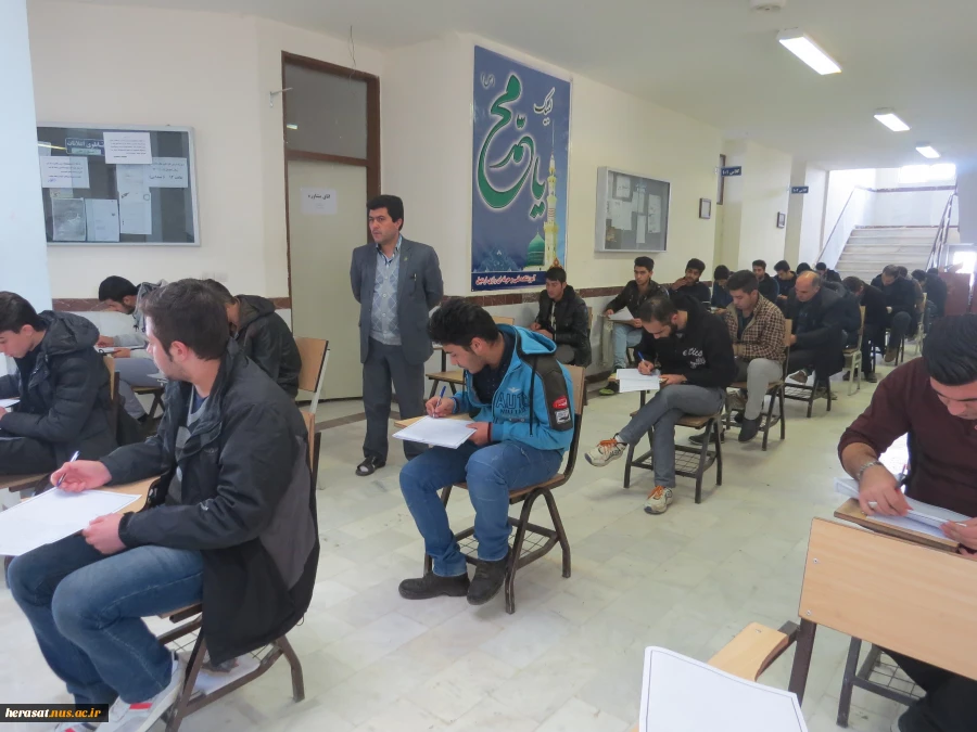 بازدید حراست و معاونین آموزشکده از نحوه برگزاری امتحانات نیمسال اول 94 5