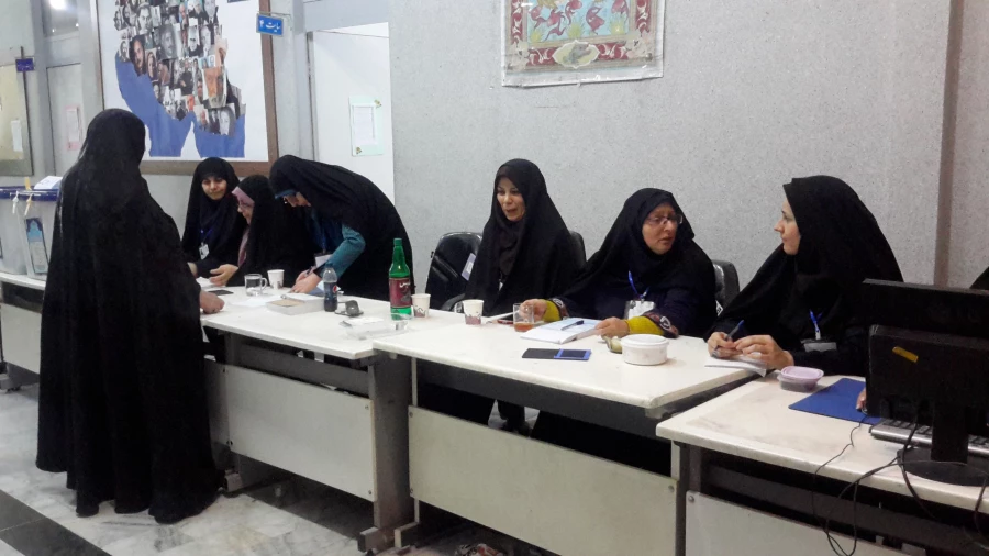 شرکت همکاران آموزشکده دختران کرج به عنوان عوامل اجرایی انتخابات