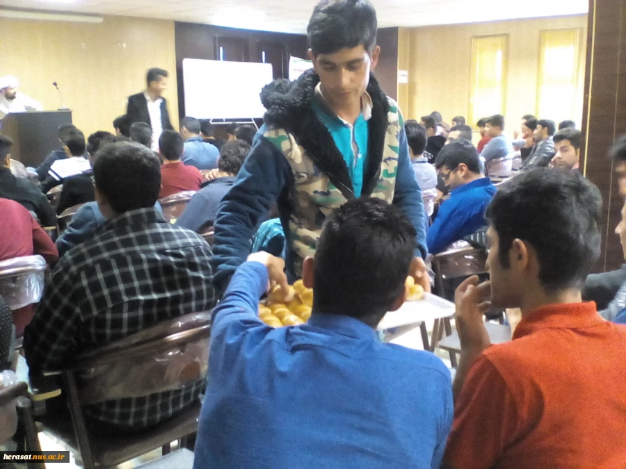 جلسات پرسش و پاسخ دانشجویی ، ولادت حضرت زهرا و روز زن ، ولادت امام محمد باقر(ع)، ولادت حضرت علی (ع)و روز پدر  2