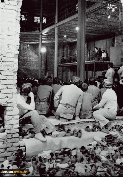 مروری بر نحوه ی ساخت بیت رهبری  3