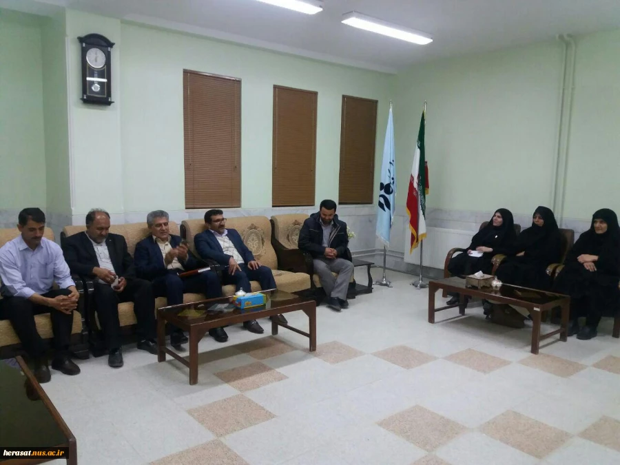 نشست صمیمی مسئولین با نماینده مجلس شورای اسلامی  2