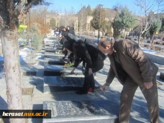عطر افشانی مزار شهداء توسط دانشجویان آموزشکده دختران سنندج