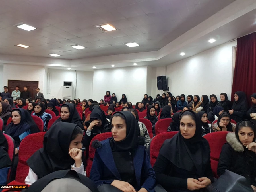 برگزاری مراسم  بزرگداشت هفته وحدت و16 آذر روز دانشجو در دانشکده فنی خرم آباد 7