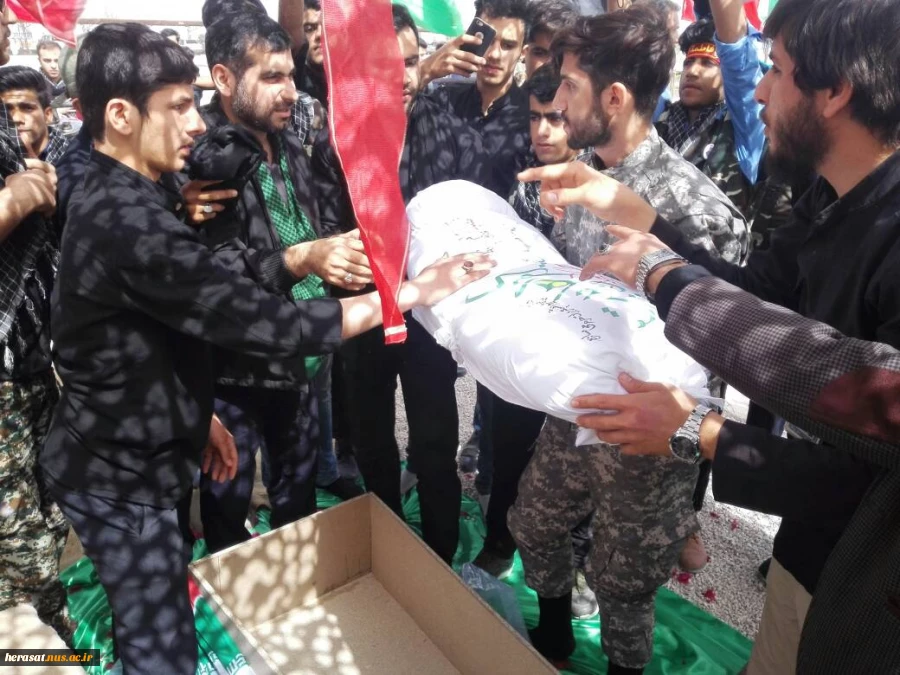 مراسم تشیع و تدفین شهدای گمنام در دانشکده پسران بوشهر  7