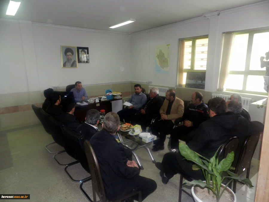 جلسه توجیهی و آموزشی نگهبانان دانشکده فنی و حرفه ای شهید باهنر شیراز