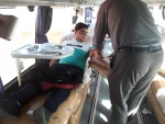 مستقر شدن واحد سیار انتقال خون  در دانشکده با هماهنگی حراست دانشکده فنی خرم آباد 5