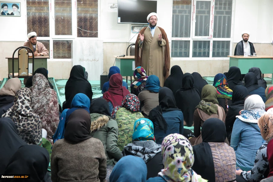 حضورمبلغین مذهبی درخوابگاه دختران ایلام 4