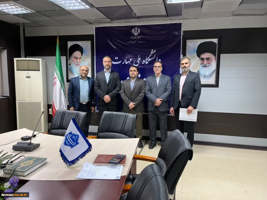 مراسم تکریم و معارفه رئیس اداره حراست دانشگاه ملی مهارت استان خوزستان برگزار شد. 2