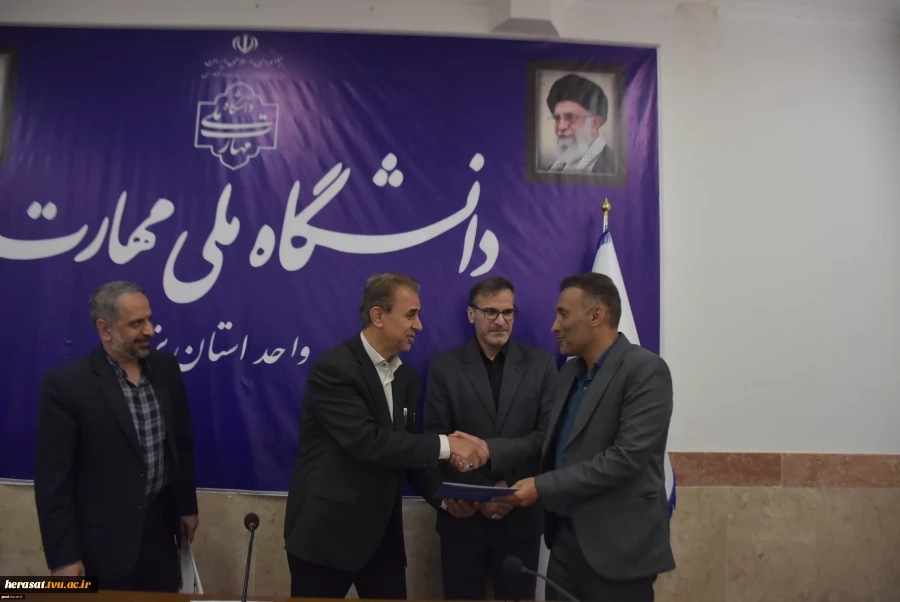 برگزاری مراسم تکریم و معارفه رئیس حراست دانشگاه ملی مهارت استان یزد 5
